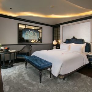 Du ThuyỀn La Pinta Luxury 5 Sao